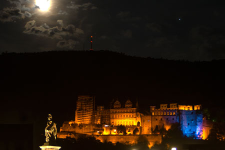 Heidelberger Schloss im Licht des Vollmonds