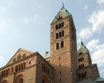 Blick auf den Speyerer Dom mit dem Ostchor